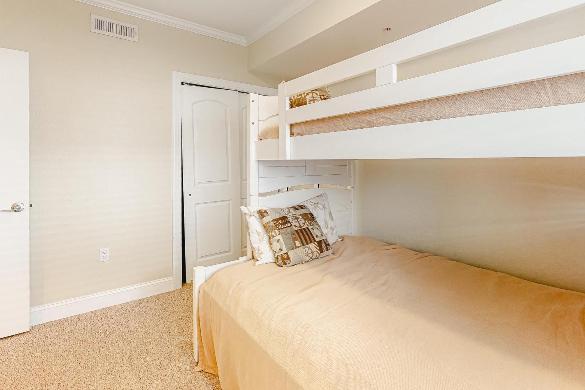 Sunset Beach Condos آوشين سيتي الغرفة الصورة
